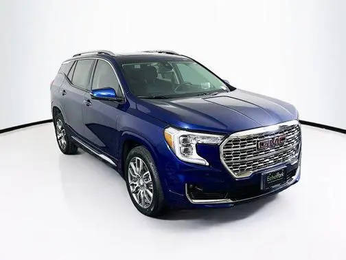 2022 GMC Terrain Denali AWD photo