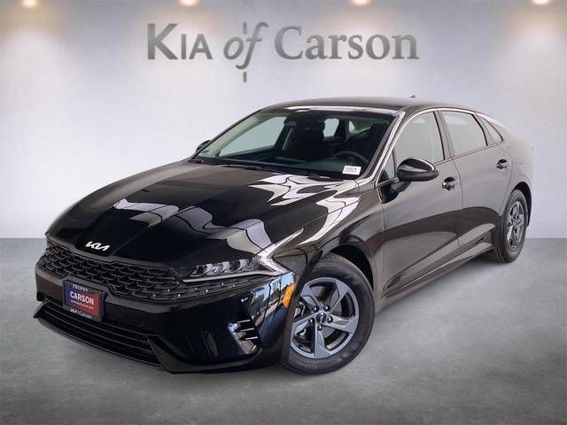 2022 Kia K5 LX FWD photo