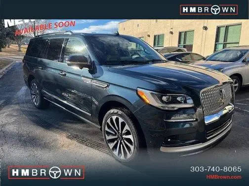 2022 Lincoln Navigator L Reserve 4WD photo