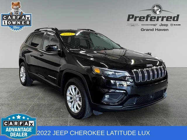 2022 Jeep Cherokee Latitude Lux 4WD photo