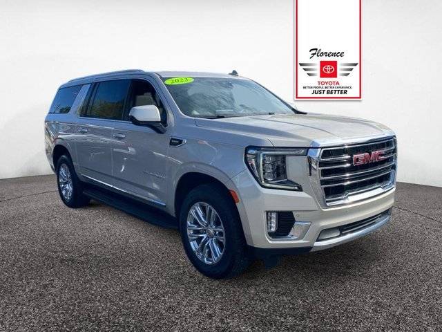 2023 GMC Yukon XL SLT 4WD photo