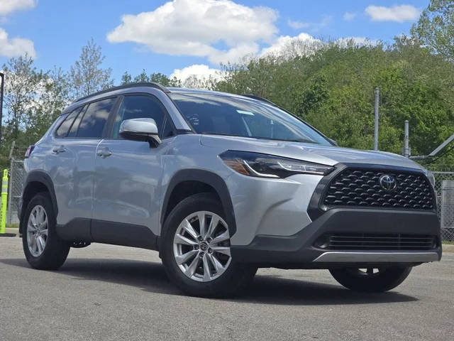 2022 Toyota Corolla Cross LE FWD photo