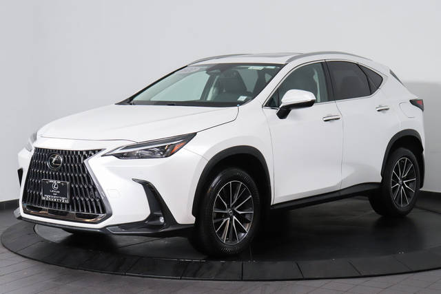 2022 Lexus NX NX 350h Premium AWD photo