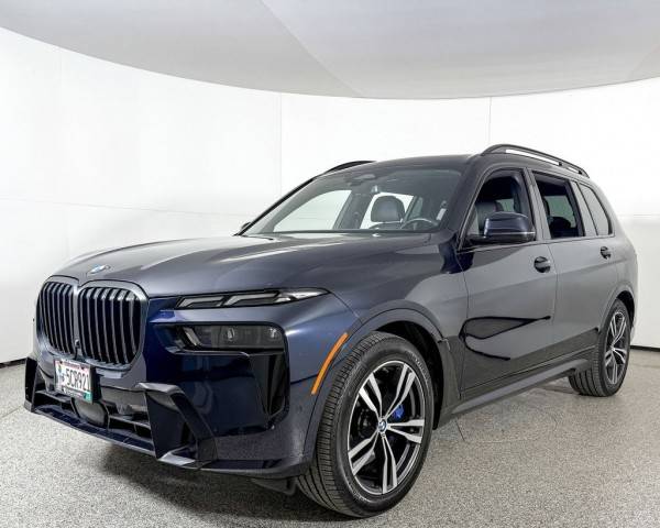 2023 BMW X7 xDrive40i AWD photo