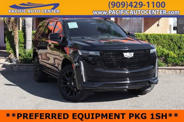 2023 Cadillac Escalade 4WD Sport Platinum 4WD photo