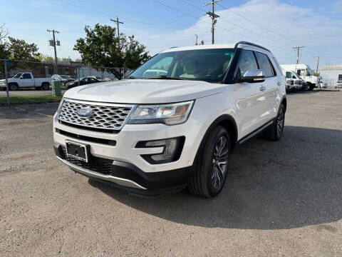 2017 Ford Explorer Platinum 4WD photo