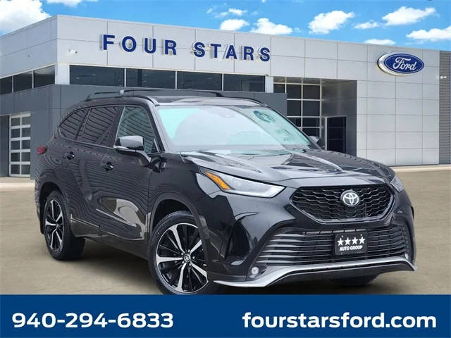 2022 Toyota Highlander XSE FWD photo