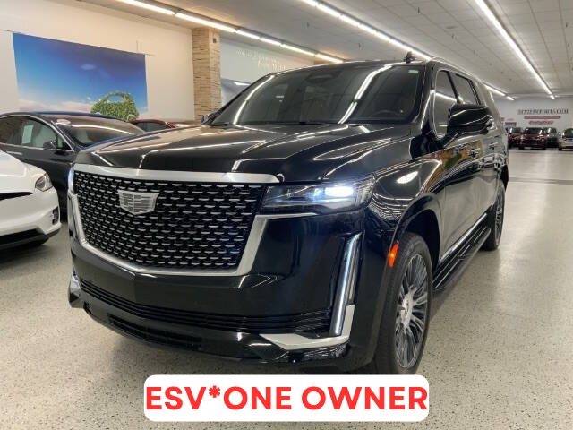 2023 Cadillac Escalade ESV 4WD Premium Luxury 4WD photo