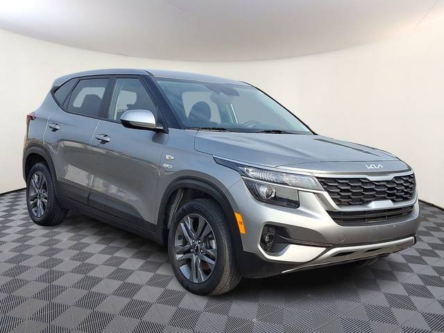 2023 Kia Seltos LX AWD photo