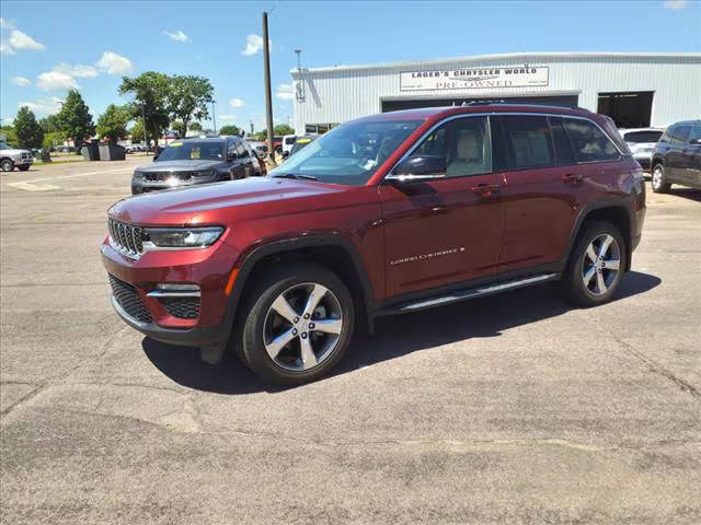 2022 Jeep Grand Cherokee Limited 4WD photo