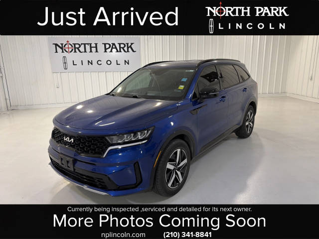 2022 Kia Sorento S FWD photo