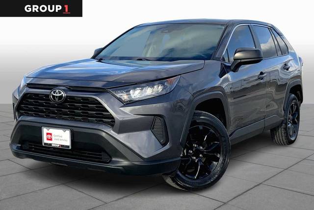 2022 Toyota RAV4 LE FWD photo