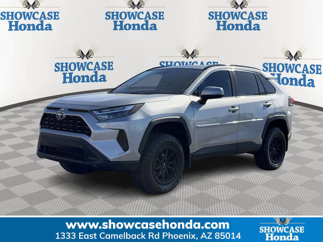 2022 Toyota RAV4 XLE FWD photo