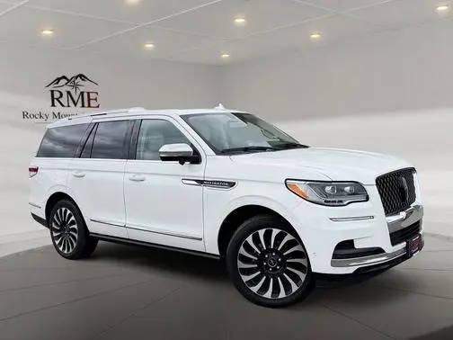 2022 Lincoln Navigator Black Label 4WD photo