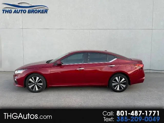 2022 Nissan Altima 2.5 SV FWD photo