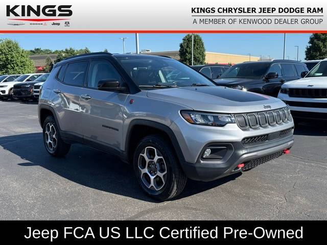 2022 Jeep Compass Trailhawk 4WD photo