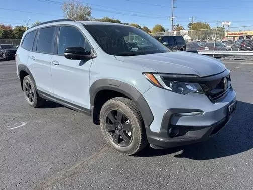 2022 Honda Pilot TrailSport AWD photo