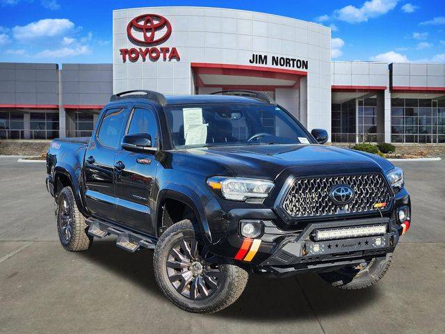 2022 Toyota Tacoma Limited 4WD photo