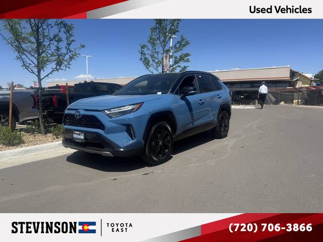 2022 Toyota RAV4 Hybrid XSE AWD photo