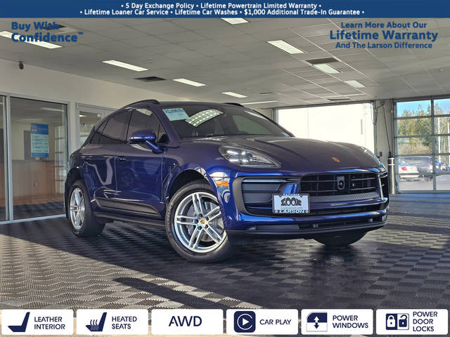 2023 Porsche Macan T AWD photo