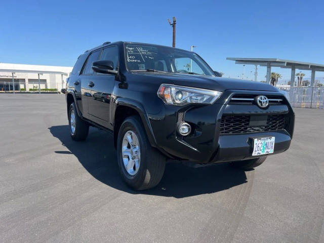 2022 Toyota 4Runner SR5 Premium 4WD photo