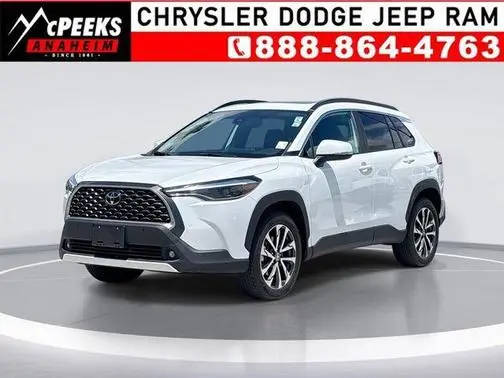 2022 Toyota Corolla Cross XLE FWD photo