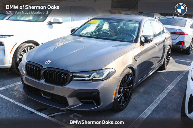 2022 BMW M5  AWD photo