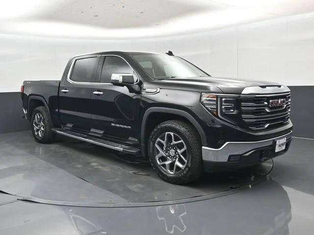 2022 GMC Sierra 1500 SLT 4WD photo