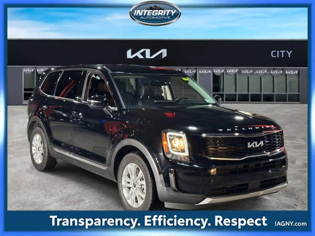 2022 Kia Telluride LX AWD photo