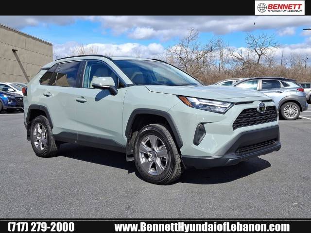 2022 Toyota RAV4 XLE AWD photo