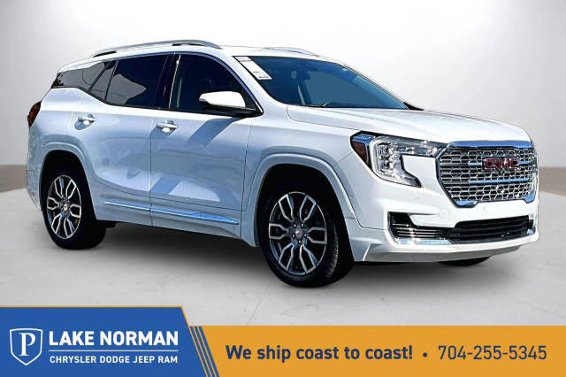 2022 GMC Terrain Denali AWD photo