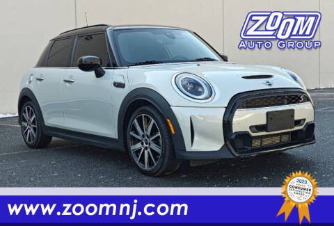 2023 MINI Hardtop 4 Door Cooper S FWD photo