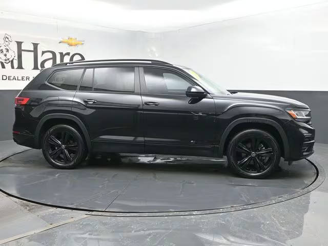 2023 Volkswagen Atlas 3.6L V6 SEL R-Line Black AWD photo