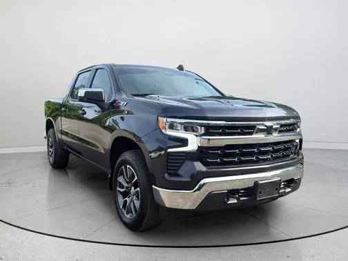 2022 Chevrolet Silverado 1500 LT 4WD photo
