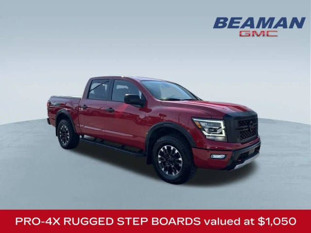 2023 Nissan Titan PRO-4X 4WD photo