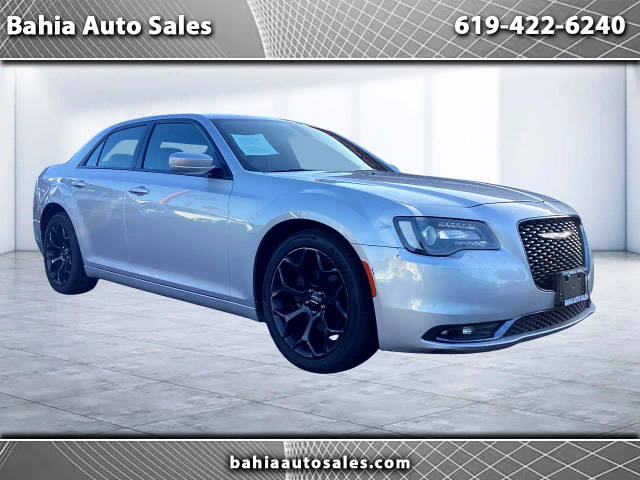 2020 Chrysler 300 300S RWD photo