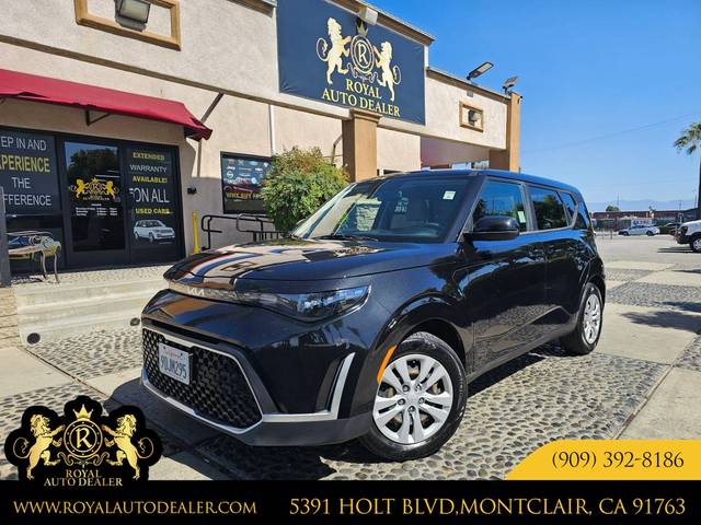 2023 Kia Soul LX FWD photo