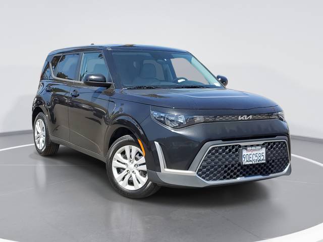 2023 Kia Soul LX FWD photo