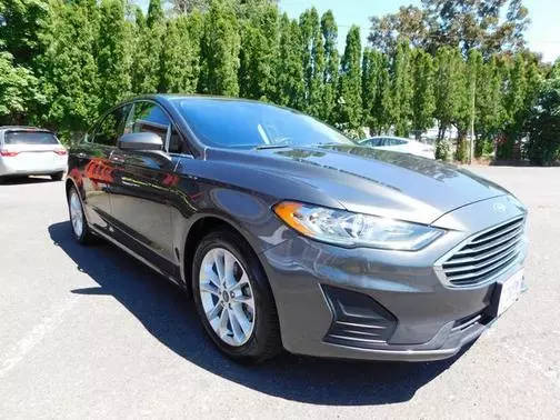 2019 Ford Fusion SE FWD photo