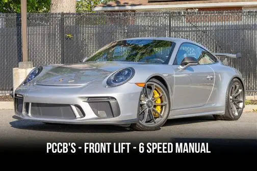 2018 Porsche 911 GT3 GT3 RWD photo