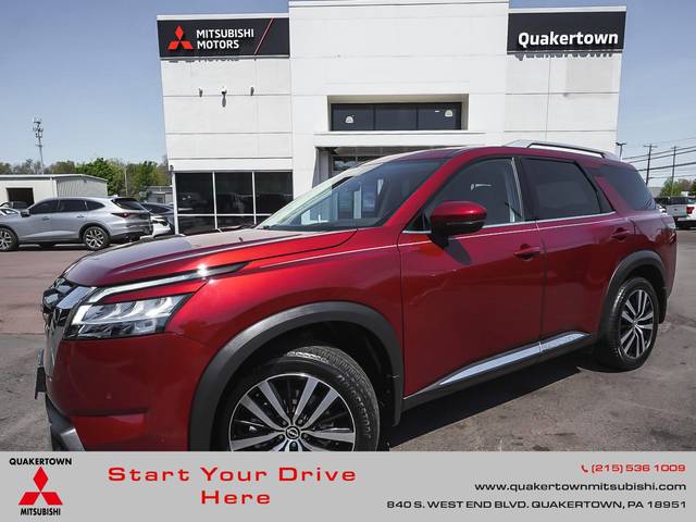 2023 Nissan Pathfinder Platinum 4WD photo