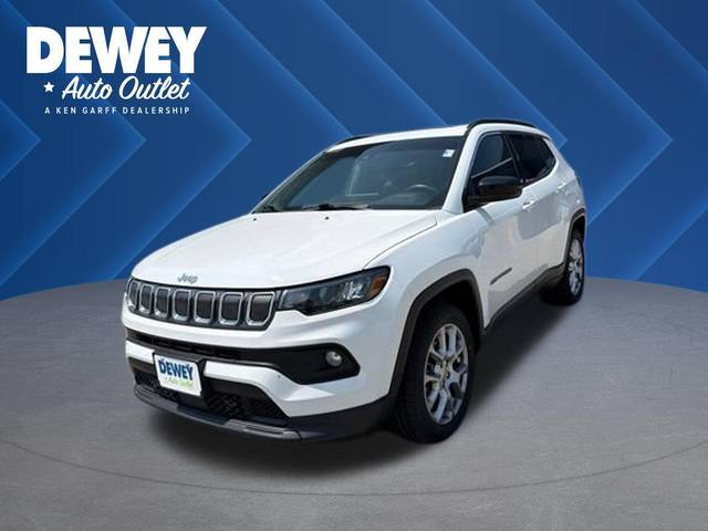 2022 Jeep Compass Latitude Lux 4WD photo