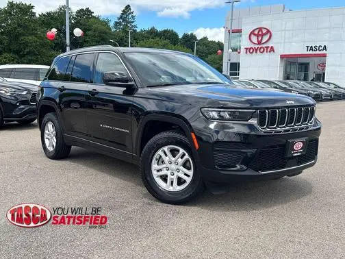 2023 Jeep Grand Cherokee Laredo 4WD photo