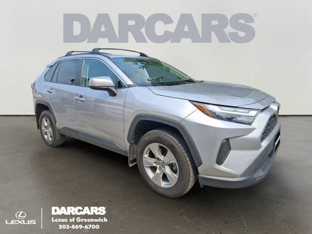 2022 Toyota RAV4 XLE AWD photo