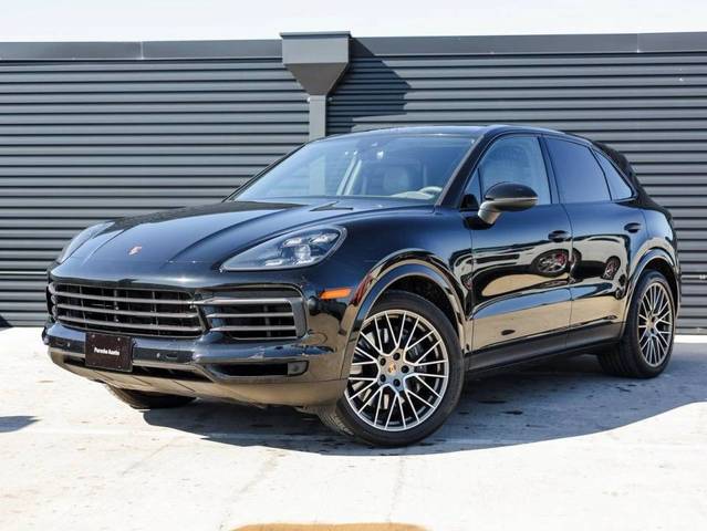 2023 Porsche Cayenne Platinum Edition AWD photo
