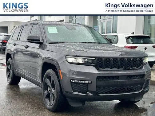 2023 Jeep Grand Cherokee L Limited 4WD photo