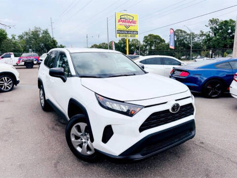 2022 Toyota RAV4 LE FWD photo