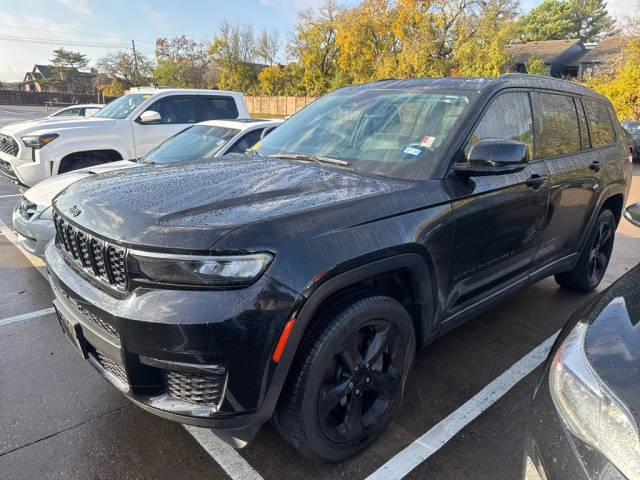 2023 Jeep Grand Cherokee L Limited RWD photo