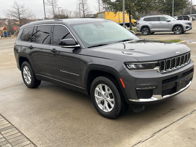 2023 Jeep Grand Cherokee L Limited 4WD photo