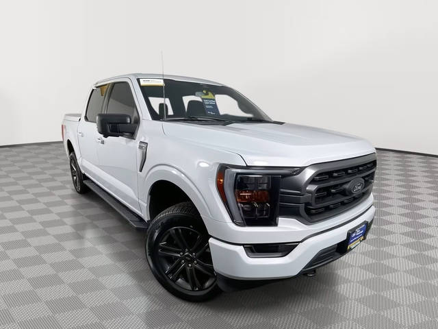 2022 Ford F-150 XLT 4WD photo